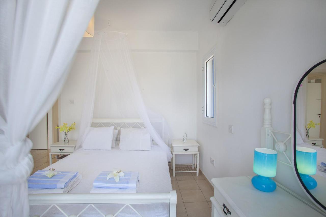 Mimoza Seafront Villa Protaras Eksteriør bilde