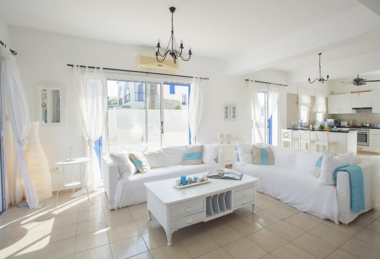Mimoza Seafront Villa Protaras Eksteriør bilde