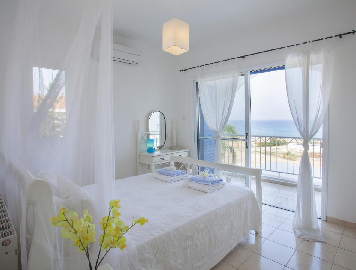 Mimoza Seafront Villa Protaras Eksteriør bilde